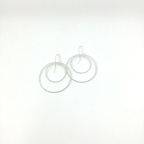 Takawiri (twist) double hoop earrings (shiny)