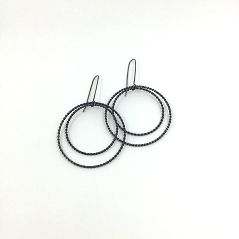 Takawiri (twist) double hoop earrings (oxodised)