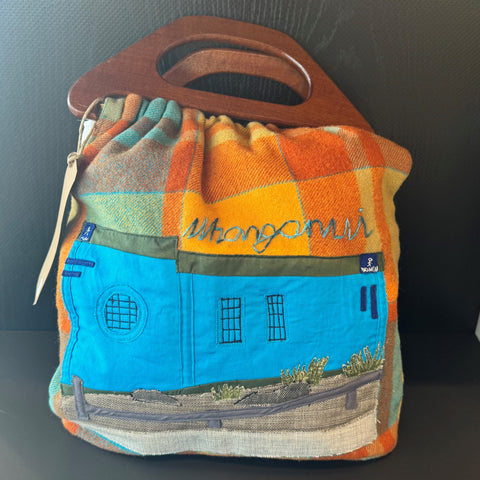 Linda Knofflock - Rangiora Street Bag